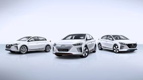 Ioniq kommer i ulike varianter. <i>Bilde:  Hyundai Motor</i>