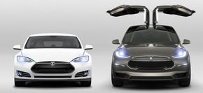 Tekniske utfordringer knyttet til de innovative falkevingedørene på Tesla Model X skal være blant de viktigste årsakene til at den store firehjulstrekkeren er forsinket. <i>Foto: Tesla Motors</i>