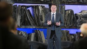 Elon Musk har sagt at Tesla har som mål å lage drivverk som varer 1,6 millioner kilometer. <i>Foto: Eirik Helland Urke</i>
