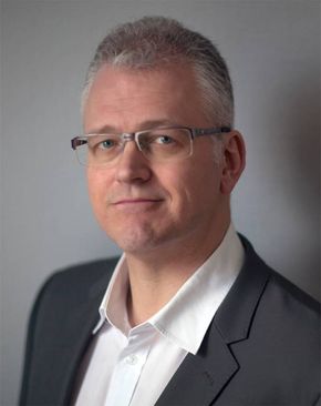 Roger Schjerva, sjeføkonom i IKT-Norge. <i>Bilde:  Pressefoto</i>