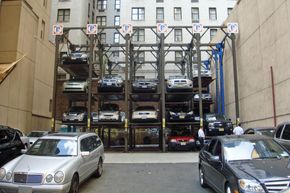 I New York er multi stack parking noe man ser overalt. <i>Foto: Mario Roberto Duran Ortiz</i>