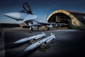 Meteor-missiler og en tysk Eurofighter Typhoon. <i>Foto: MBDA</i>