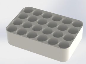 Den keramiske beholderen gjør det mulig å pakke «cellene i cellen» langt tettere enn om man benytter frittstående sylindriske celler. <i>Foto: Cadenza Innovation</i>