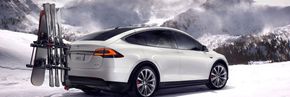 Tesla Model X leveres med hengerfeste som standard. <i>Bilde:  Tesla Motors</i>