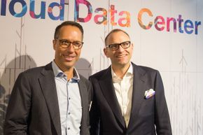 Jens Hassel, sjef for IBMs skytjenester i Norden (til venstre), og Sebastian Krause, leder for IBM Cloud i Europa. <i>Foto: Kurt Lekanger, digi.no</i>