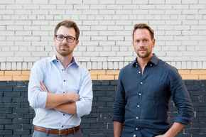 Gründerne Mads Uhlin Hansen og Mikael Clason Höök. <i>Foto: Kube Energy</i>