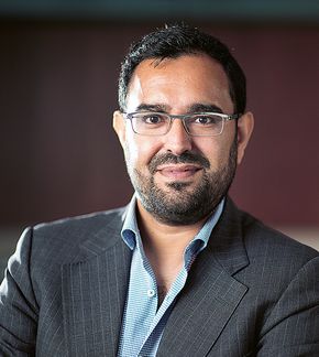 Azeem Azhar, VP Venture &amp; Foresight i Schibsted Media Group. <i>Foto: Schibsted Media Group</i>