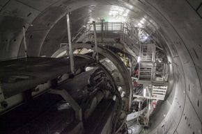 I Follobanetunnelen ligger tunnelboremaskinene som går mot Oslo sentrum rundt 1,5 måned foran tidsplanen. <i>Foto: Mari Gisvold</i>