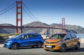 Opel Ampera-e i forbindelse med den offisielle Chevy Bolt-lanseringen i San Francisco for et par uker siden. <i>Foto: Adam Opel AG</i>
