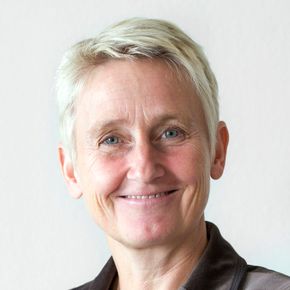 Karin Thorburner professor ved Institutt for Finans hos Norges handelshøyskole. Hun er blant annet ekspert på verdsettelse av selskaper. <i>Foto: Marit Hommedal</i>