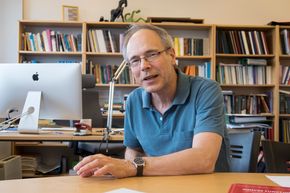 Kvantekjemiker: Trygve Helgakergleder seg over at Norge vil satse på Hylleraas Centre for Quantum Molecular Sciences. <i>Foto: ORV</i>