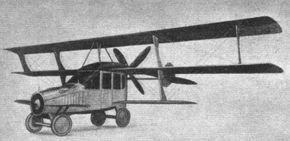 Curtiss Autoplane er sett på som det første forsøket på å lage en flyvende bil. Den ble utviklet av Glenn Curtiss i 1917. <i>Foto: Flight magazine</i>