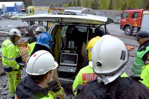 Ved å sende inn roboten kan brannvesen og innsatsstyrker raskt få oversikt over situasjonen inne i tunnelen uten å utsette seg selv for farlige situasjoner. <i>Foto: KVS Technologies</i>