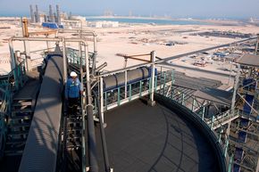 Qatalum eies 50/50 av Qatar Petroleum og Hydro. <i>Foto: Hydro/Halvor Molland</i>