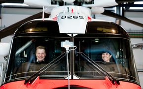 Både justisminister Per-Willy Amunsen og forsvarsminister Ine Marie Eriksen Søreide har eierskap til det nye redningshelikopteret. <i>Foto: Eirik Helland Urke</i>