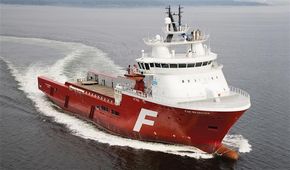 Far Searcher er bygget ved Aker Brevik (nå Vard Brevik) i 2008. <i>Foto: Farstad</i>