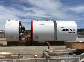 Den første tunnelboremaskinen fra The Boring Company. <i>Foto:  The Boring company/ Elon Musk</i>