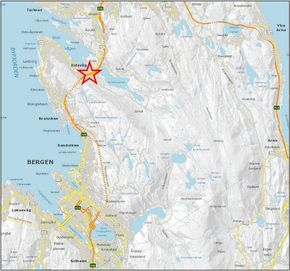 Ulykken skjedde på E39 ved Åsane i Bergen kommune. <i>Bilde:  Statens Vegvesen</i>