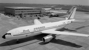 10. mai 1974 leverte Airbus sitt første fly - et 270-seters A300B2. Lanseringskunden var Air France. <i>Bilde:  Airbus</i>