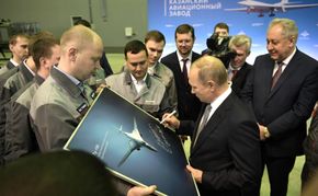 Russlands president Vladimir Putin var til stede under jomfruferden med Tu-160M2. <i>Foto: UAC</i>
