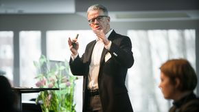 Dr. Stefan Niemand er elbilsjef i Audi AG. <i>Foto:  Eirik Helland Urke</i>
