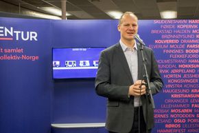 Ut på tur: Samferdelsminister Ketil Solvik-Olsen åpnet Norges nye nasjonale app for kollektivtransport. <i>Foto: Odd Richard Valmot</i>