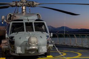 Det første Seahawk-helikopteret er nå satt inn i operativ tjeneste i Danmark. <i>Foto:  Forsvaret/Christian Thøgersen</i>