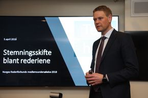 Administrerende direktør Harald Solberg i Rederiforbundet la fram konjunkturrapporten i april 2018. Da så det lysere ut enn det gjør nå i oktober. <i>Foto:  Tore Stensvold</i>