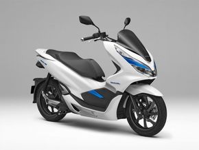 Verdens største scooterprodusent, Honda, har inngått et samarbeid med Yamaha om å utvikle en batteriløsning til scootere som kan byttes ut på omtrent samme måte som Gogoros teknologi i Taiwan. <i>Foto:  Honda</i>