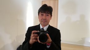 Europasjefen: Nikons europasjef, Toru Iwaok, mener de har lagt seg foran med de to nye speiløse fullformatkameraene sine. <i>Foto:  Odd R. Valmot</i>