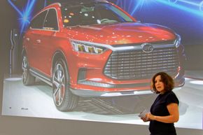 – Utelukkende muligheter, mener Anne Christine Roulet om bilindustrien i Kina. Landet er i ferd med å ta en lederrolle utviklingen av elbiler. <i>Foto:  Joachim Seehusen</i>