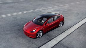 Tesla Model 3. <i>Foto:  Tesla</i>