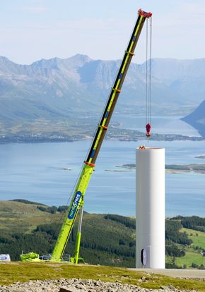 Store dimensjoner: Man føler seg fort liten i møtet med de mektige dimensjonene. <i>Foto:   Erik Jenssen</i>