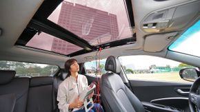 Hyundai utvikler gjennomsiktige solcelletak til biler med forbrenningsmotor. <i>Foto:  S.J.HONG/Hyundai</i>