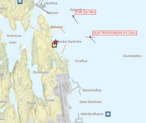 Helge Ingstad ligger på grunn ved den røde stjernen, litt nord for Sture-terminalen til Equinor. Det er ned mot 40-50 meter dyp utenfor grunnene der havaristen ligger.