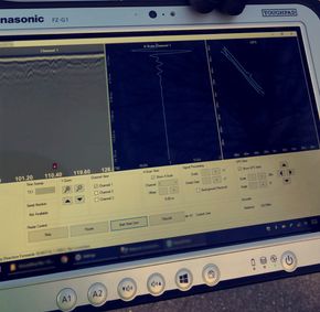 Radarsignalene tolkes i programvare som gir bilder letemannskaper kan tolke uten mye opplæring. <i>Foto:  Snowvision</i>