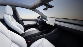 Interiøret i Model Y. <i>Foto: Tesla</i>