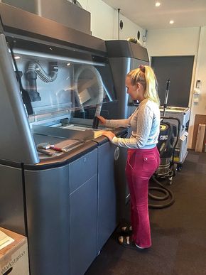 En ny verden: Den nye 3D-printeren til Meisle har allerede godt belegg fra en lang rekke selskaper som vil ha printet alt fra enkeltkomponenter til reservedeler og små produktserier. <i>Foto: Meisle</i>