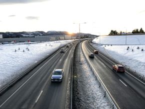 Strekningen er den første med fartsgrense 100 km/t i Midt-Norge, og også landsdelens første motorvei. <i>Foto:  Martin Gramnæs</i>