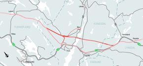 Nye Veier foreslår å bygge ny bru over Fedafjorden, i en trasé (rødstriplet linje) nord for dagens. <i>Ill:  Nye Veier</i>