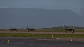 Tirsdag kveld landet tre nye F-35A på Ørland slik at 332 skvadron nå har 18 fly. <i>Foto:  Julie Haugen / Forsvaret</i>