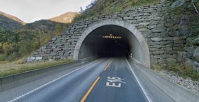 Seltatunnelen er 1632 meter lang. <i>Foto:  Google Maps</i>