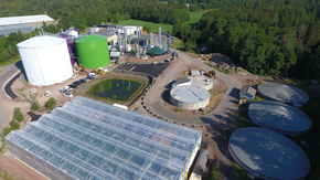 Den magiske fabrikken på Sem i Vestfold gjenvinner årlig matavfall fra ca. 1,1 million innbyggere og husdyrgjødsel fra 34 gårdsbruk. <i>Foto:  Reklima AS</i>