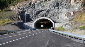 Tre nye tunneler er bygget på E6-strekningen, den lengste er på 900 meter. <i>Foto:   Jarle Skoglund</i>