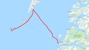  Strekningen mellom Bodø, Moskenes, Værøy og Røst er lang, og det å utvikle en hydrogenferge vil bli dyrt. Men nytten vil bli stor, skriver TUs redaktør i denne kommentaren. <i>Skjermbilde:  Google Maps</i>