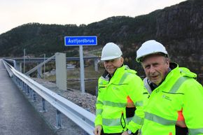 Fv. byggeleder Olav Duesten og prosjektleder Jostein Karlsen i Trøndelag fylkeskommune kommer begge fra Vegvesenet og har vært med siden starten. <i>Foto:  Bjørn Olav Amundsen</i>