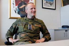 Oberst Eirik Guldvog er sjef for 133 luftving på Evenes. <i>Foto:  Torbjørn Kjosvold / Forsvaret</i>