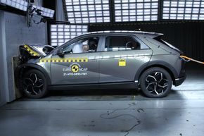 Hyundai Ioniq 5 får god omtale etter kollisjonstester. <i>Foto:  Euro NCAP</i>