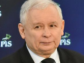 Jaroslaw Kaczynski , som leder Polens regjeringsparti, innrømmer at landet har kjøpt spionprogramvare fra israelske NSO Group. <i>Foto:  Adrian Grycuk/Wikimedia Commons CC BY-SA 3.0</i>