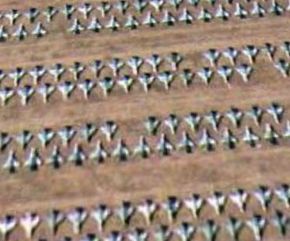 Flykirkegården AMARC i Arizona som vist i EarthViewer. <i>Skjermbilde:  Digi.no</i>